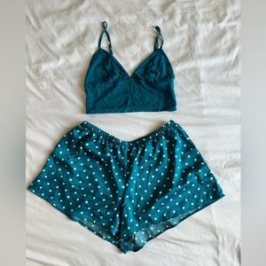 Victoria Secret. Blue polkadot two-piece sleep outfit. Size S.